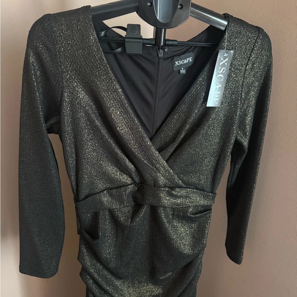 NWT Xscape Black and Gold Shimmer V Neck Gown - Picture 7 of 7